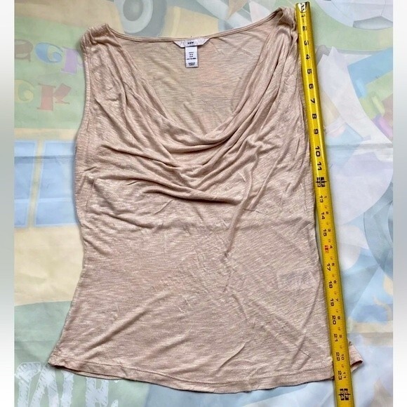 H & M WOMEN'S NUDE WITH SILVER METAL COWL NECK SLEEVELESS TOP TANK SIZE S - Picture 2 of 10